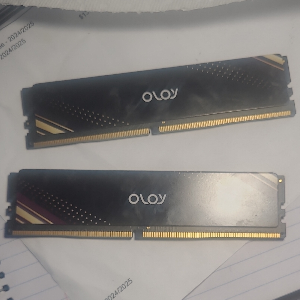 16 GB DDR4 (2X8) Black RAM Memory Module